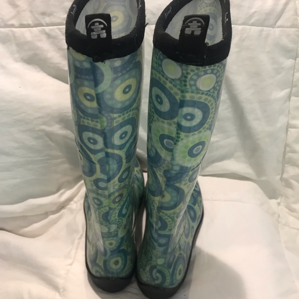 Kamik Women’s Heidi Boot Size 9 Kaleidoscope Design, Blue Turquoise Color. - Picture 2 of 5